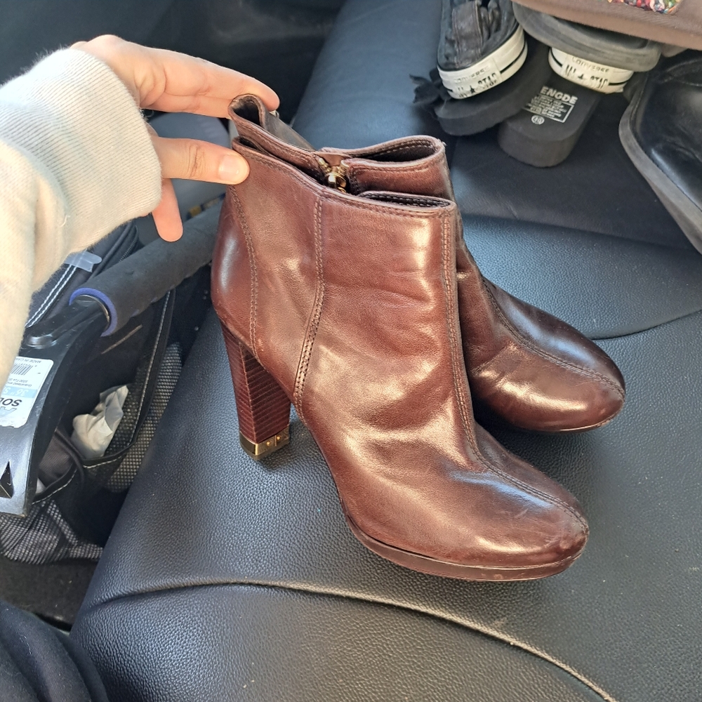 Tory Burch Ankle Boots - 7